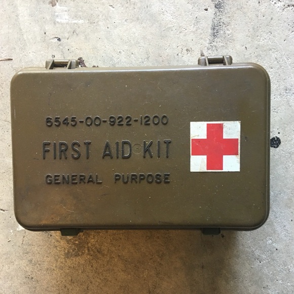Vintage U.S. Military General Purpose First Aid Kit Box